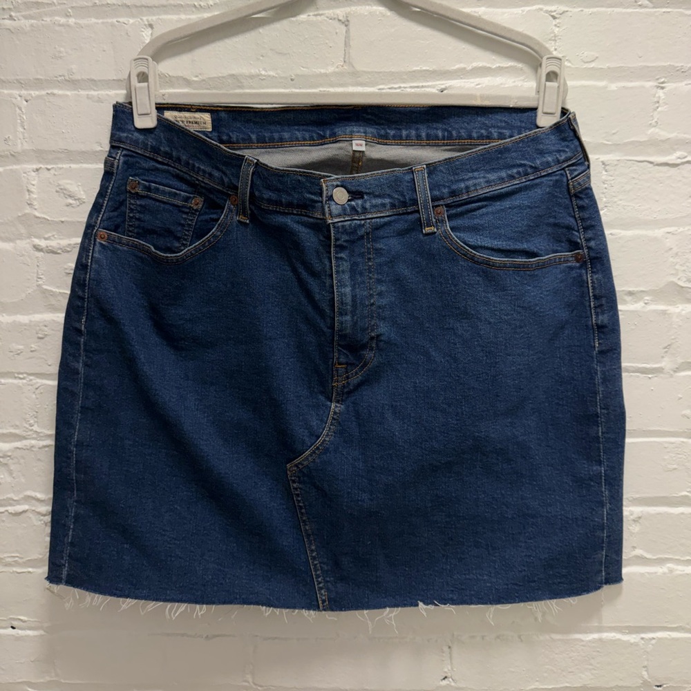 Levi’s Denim Mini Skirt Size 16W Plus Size